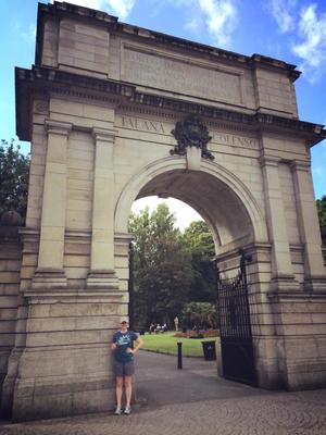 running_dublin_ireland_st_stephens_green.jpg